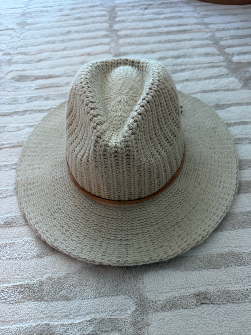 Women's Cream Knit Fedora Hat with Tan Trim